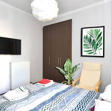 Modern Apartment In The Heart Of The City Larissa Buitenkant foto